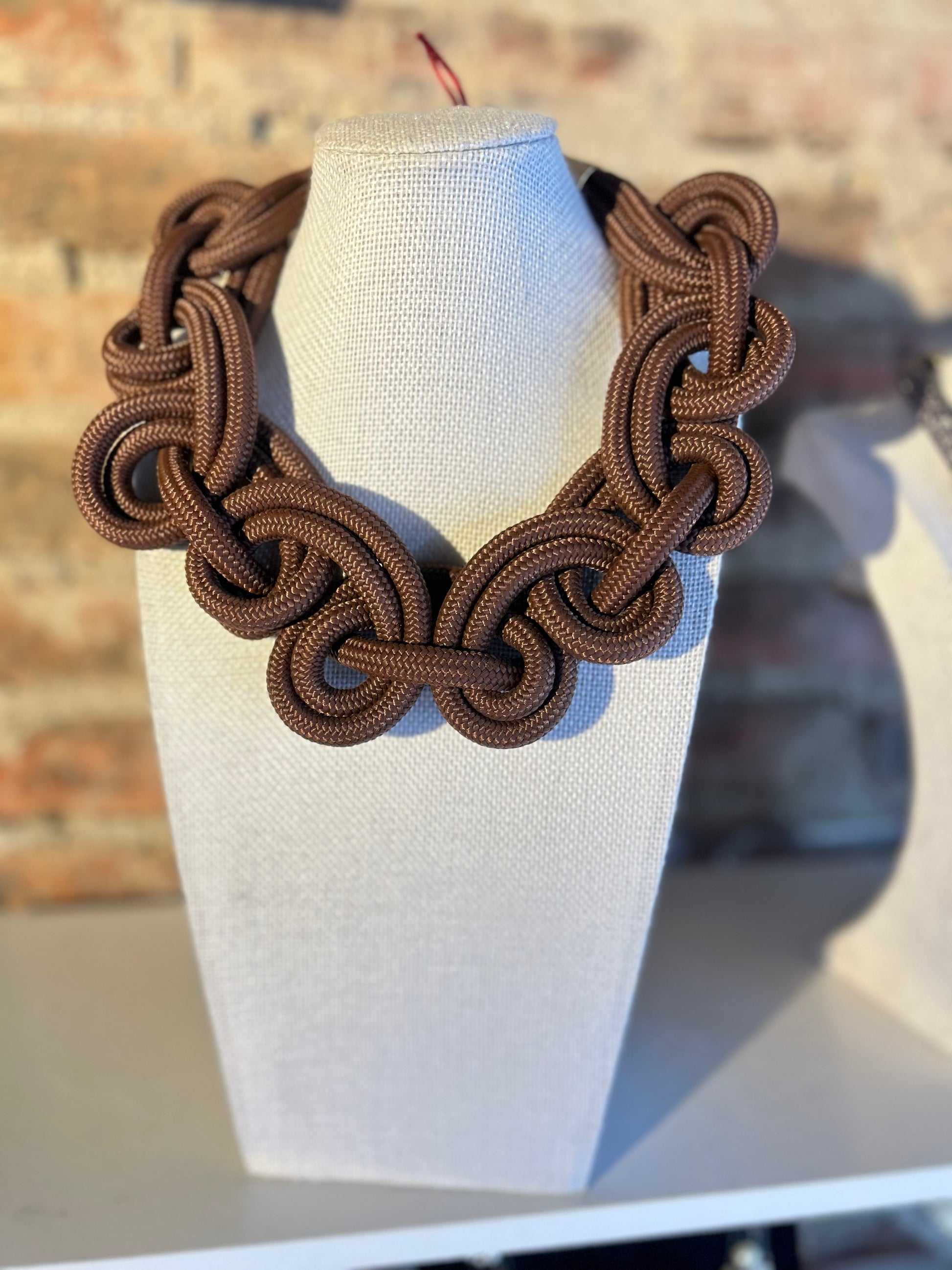 Collar Zuri - MELA MB620