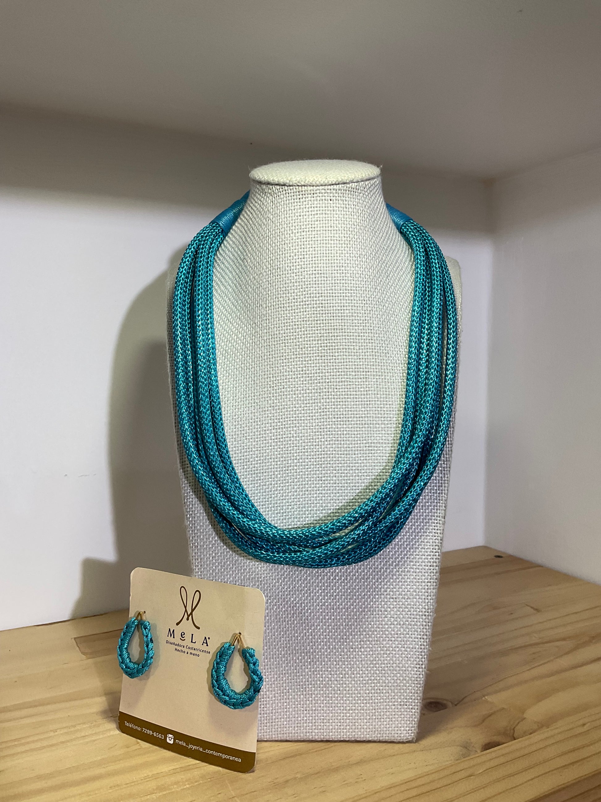 Collar Aqua - MB440
