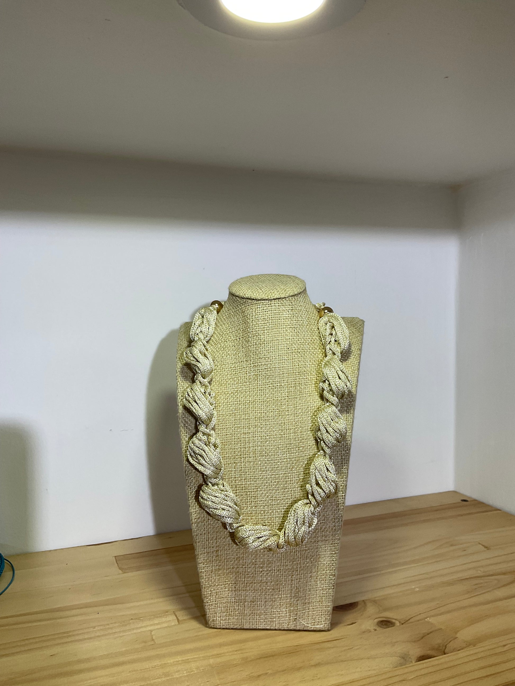 Collar Nara MELA - MB400