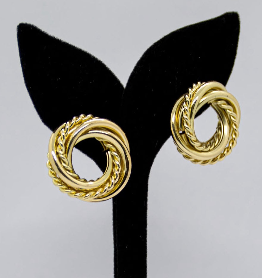 Timeless Circle Studs
