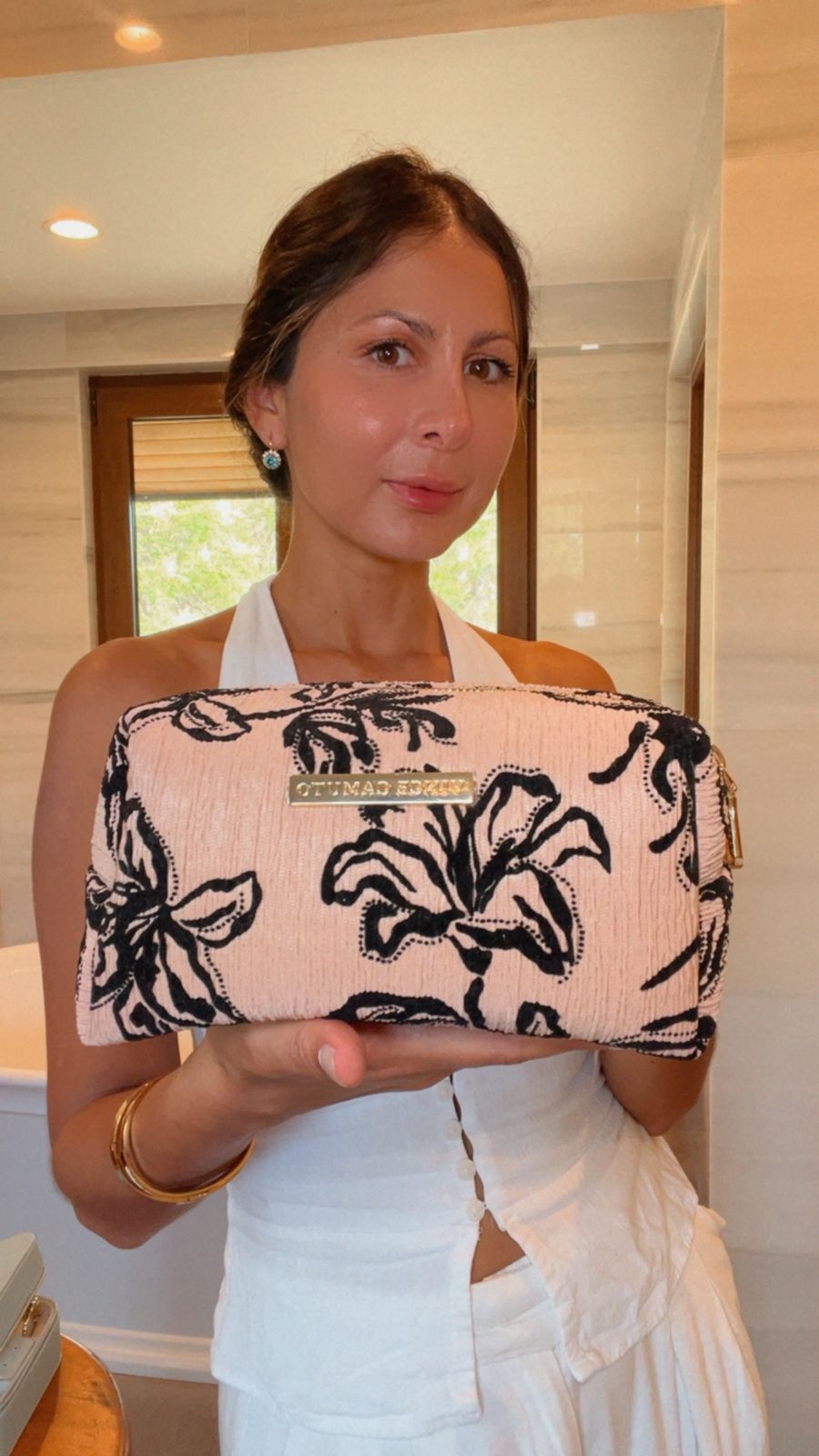 Cosmetiquera Floral Rosada - Saint Germain Collection