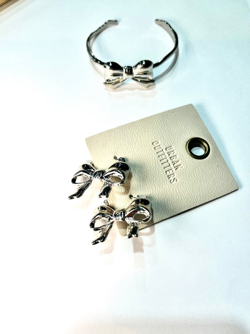 Aretes Lazos