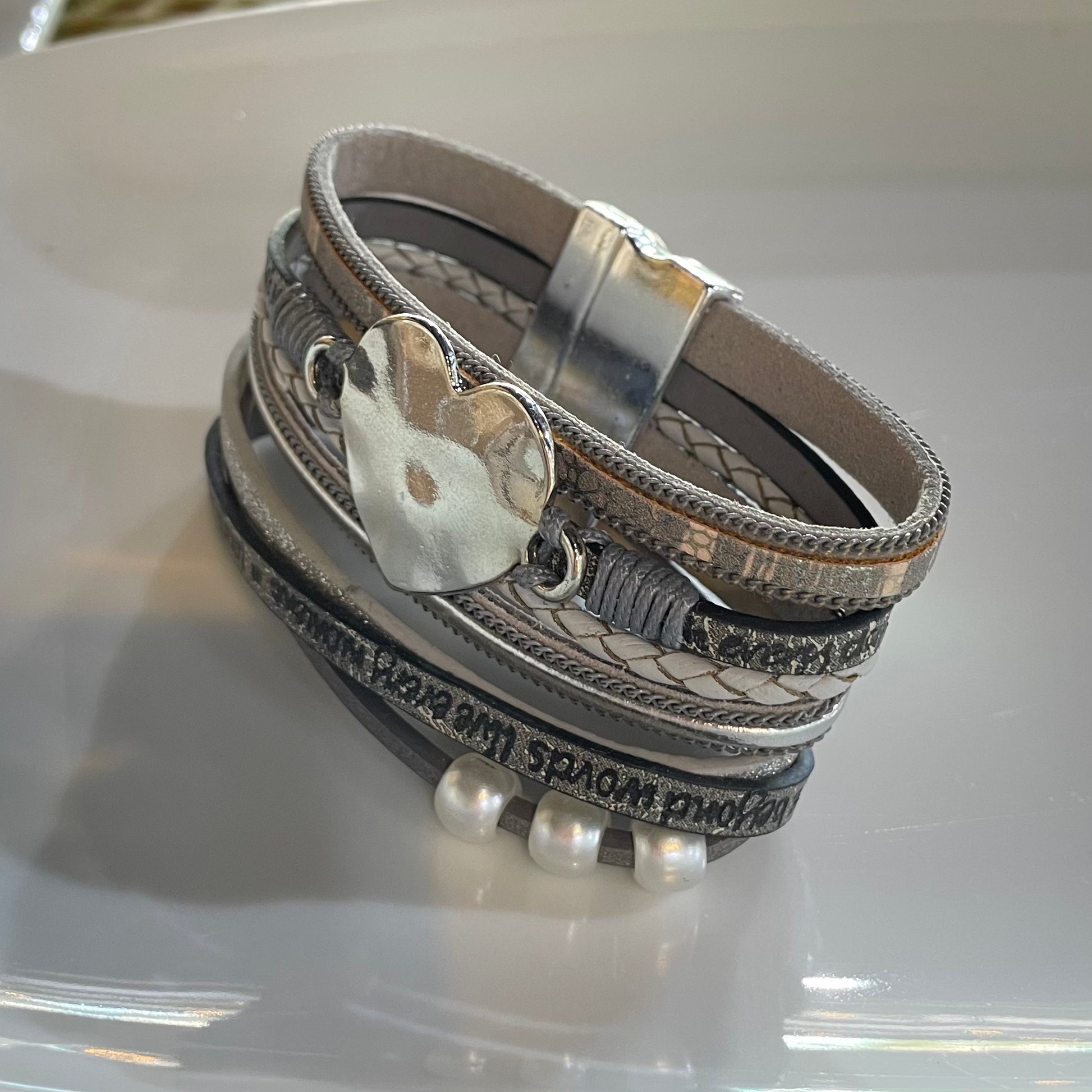 Moonlight Pearl Bracelet - Mela - MB460