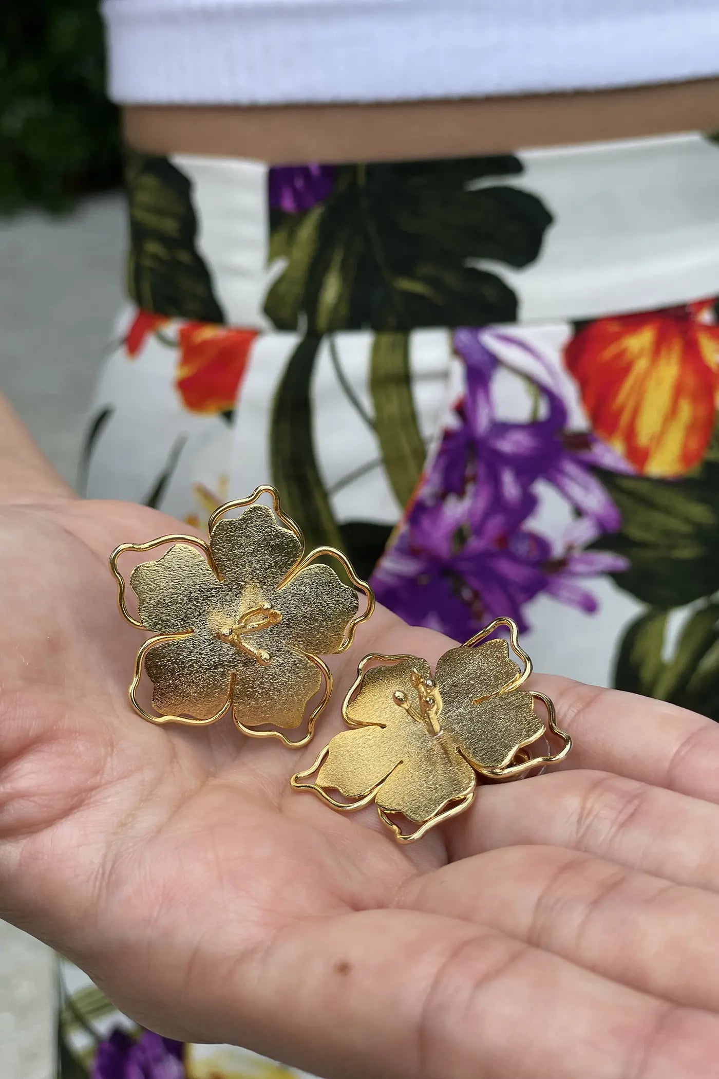 Single Hibiscus Earrings - Maracuyá - MM028