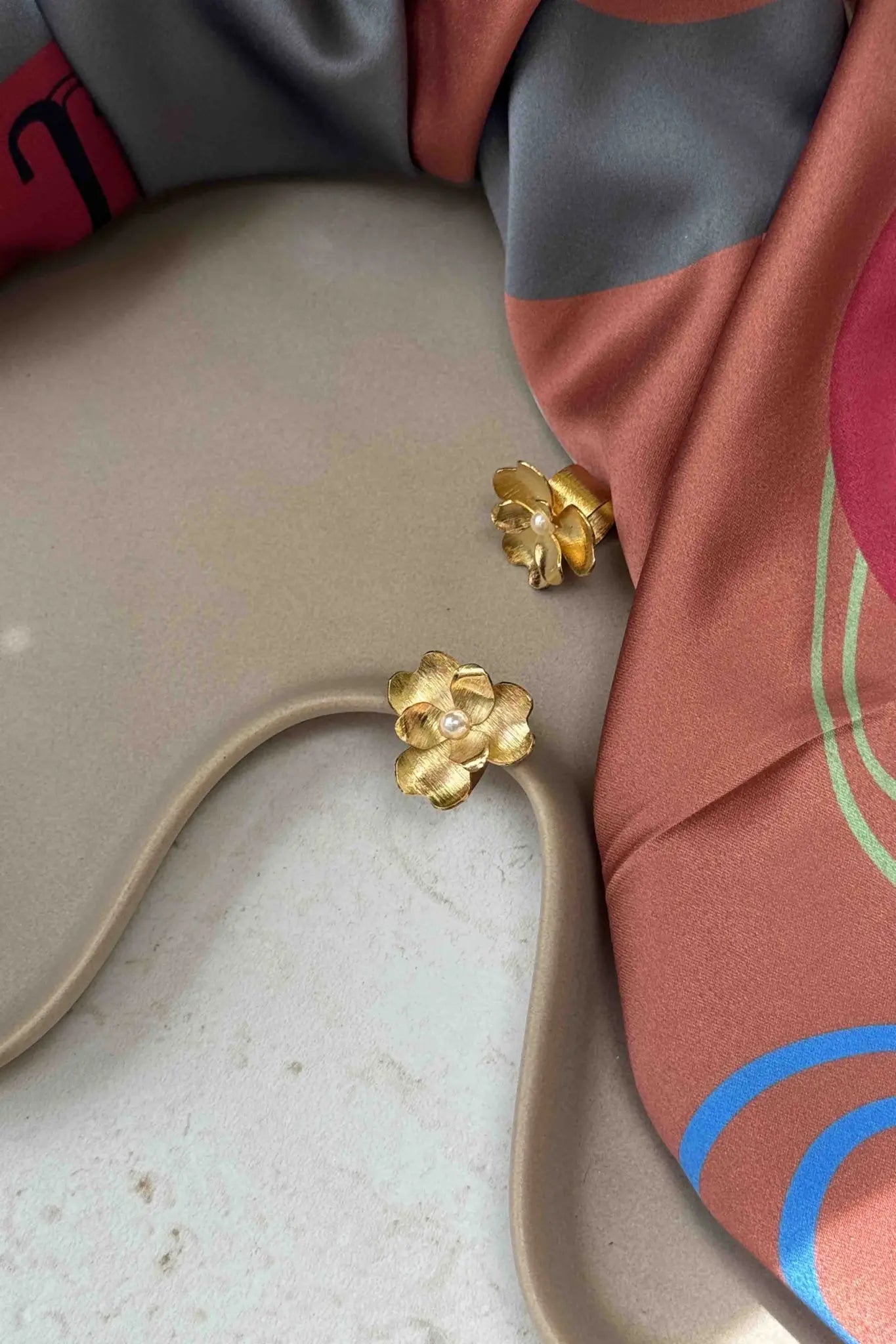Bloom Ear Cuff - Maracuyá - NMJ264