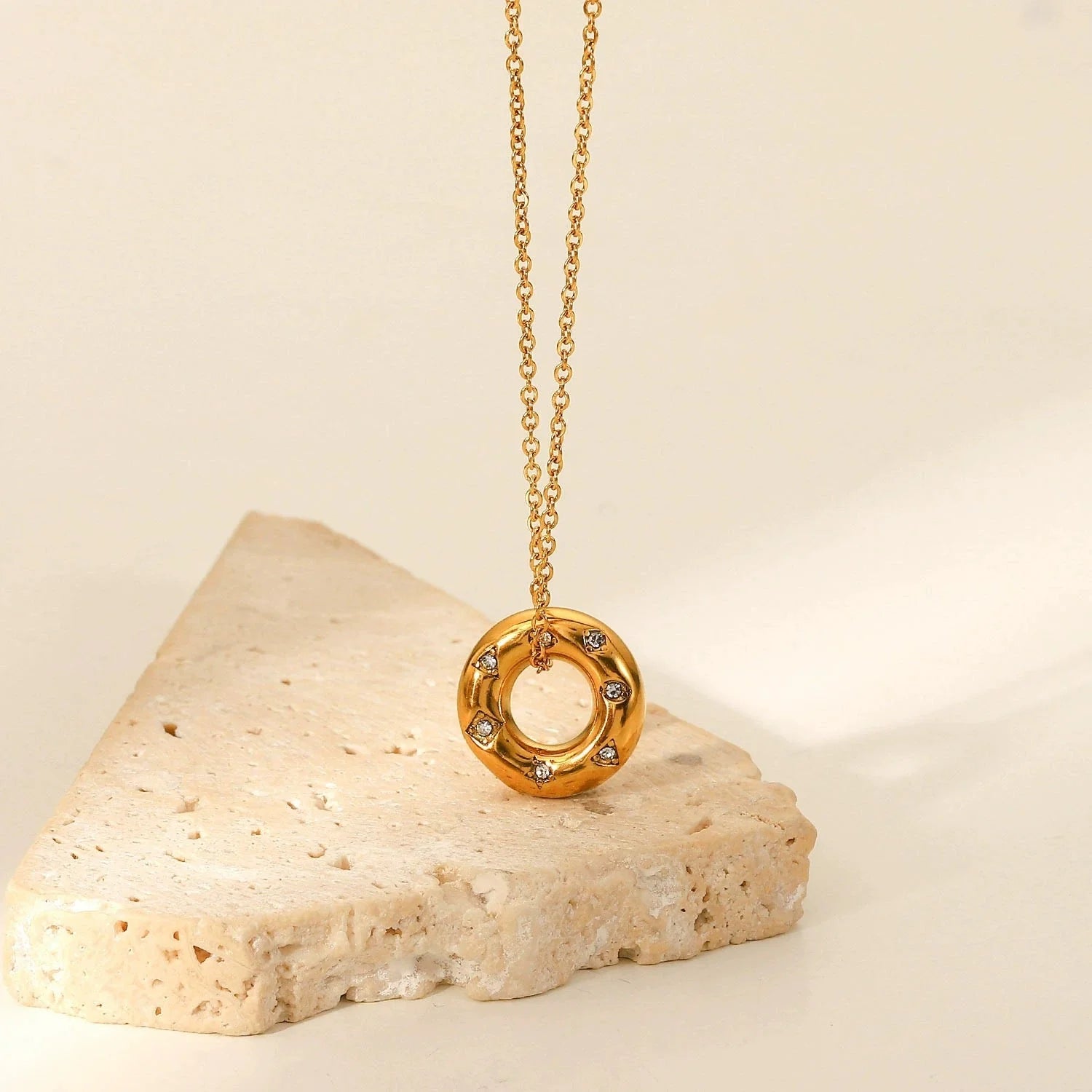 Donut Necklace Gold - Oceanica