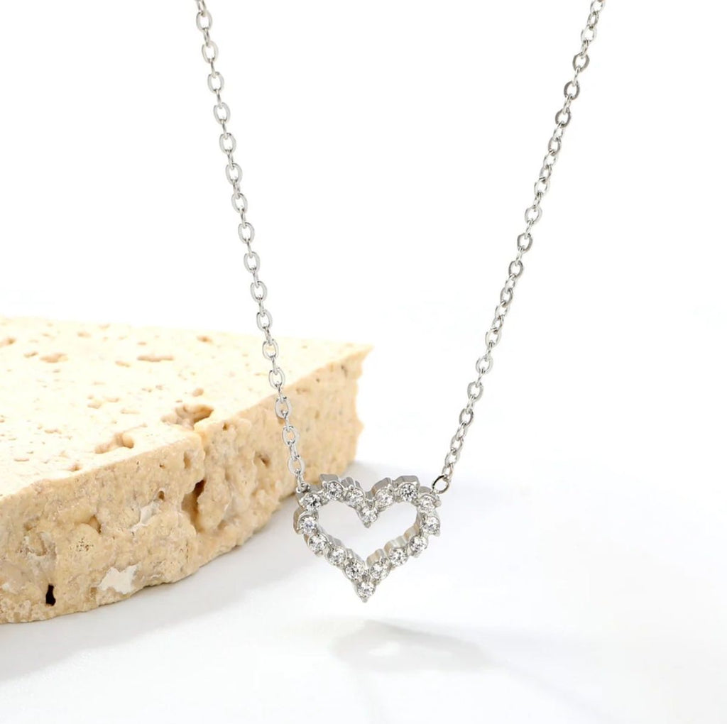 Cadena Maia - Oceanica