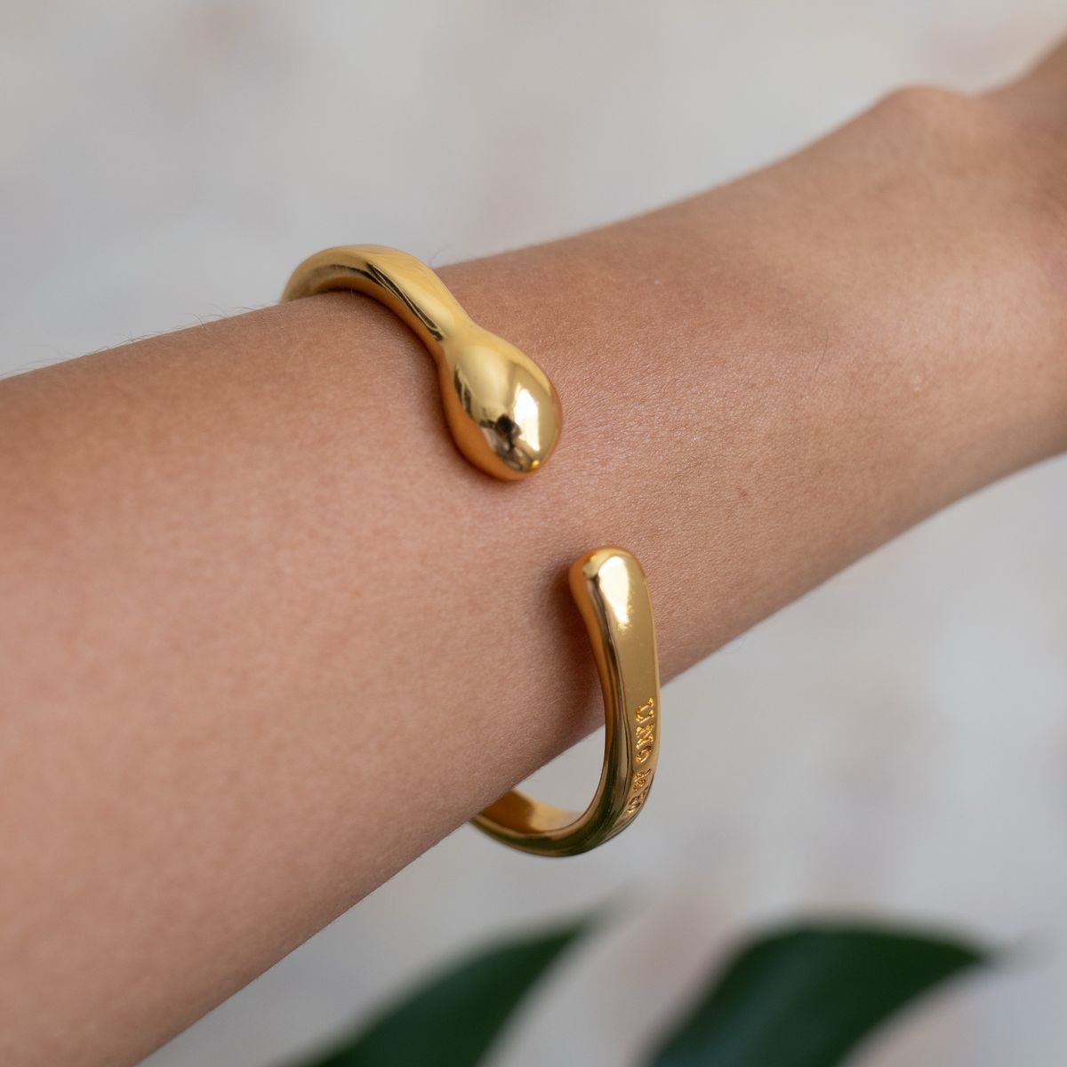 Brazalete Unode50 Dorada