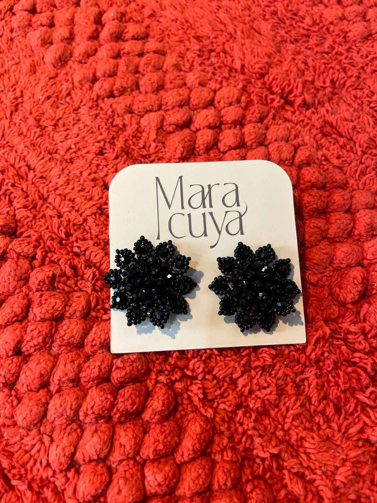 Rosé Earrings Black - MARACÚYA - NMJ117